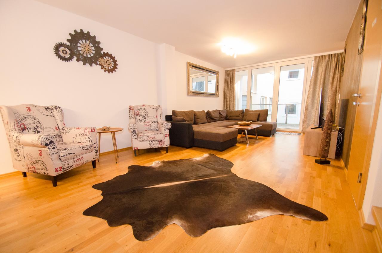 Penthouse Seven By All In One Apartments Zell am See Exterior photo